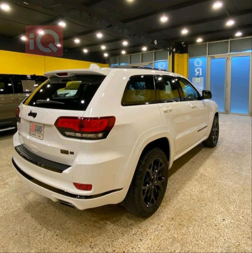 جيب جراند شيروكي